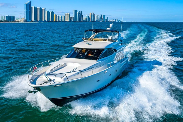 60' Meridian - Yacht Rental in Sunny Isles, Florida