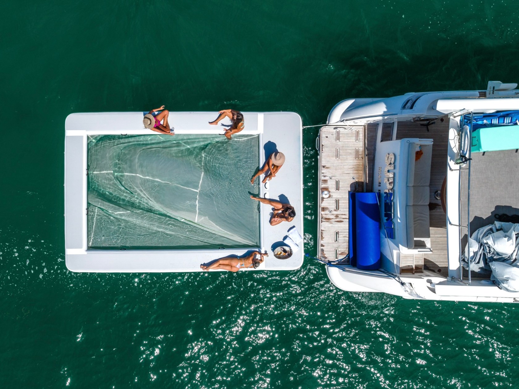62' Azimut - Yacht Rental in Miami Beach, Florida