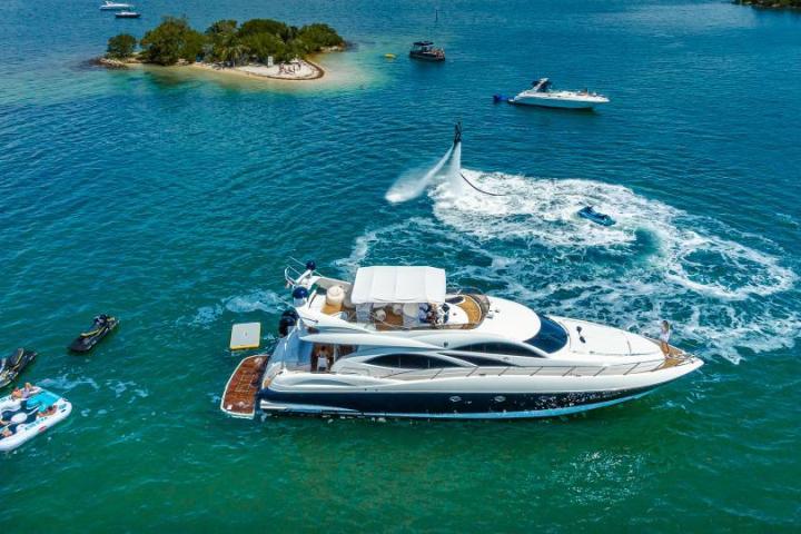 74' SunSeeker - Yacht Rental in North Bay Village, Florida