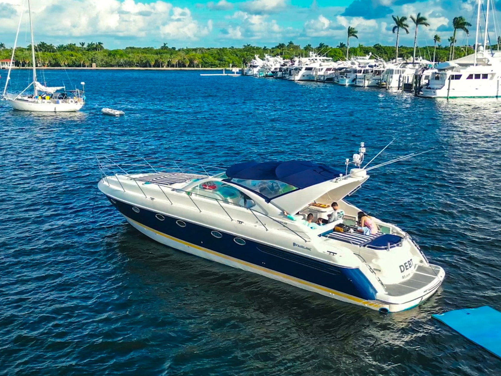 50' Fairline - Yacht Rental in Fort Lauderdale, Florida