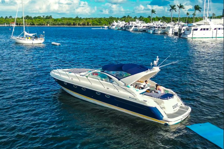 50' Fairline - Yacht Rental in Fort Lauderdale, Florida