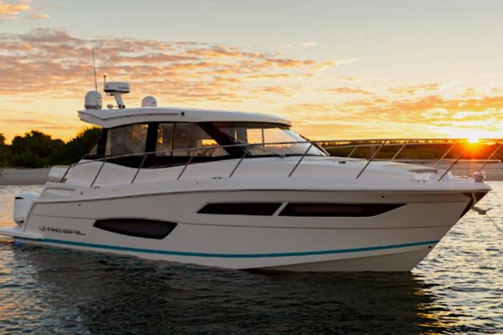 40' Regal - Boat Rental in Tampa, Florida