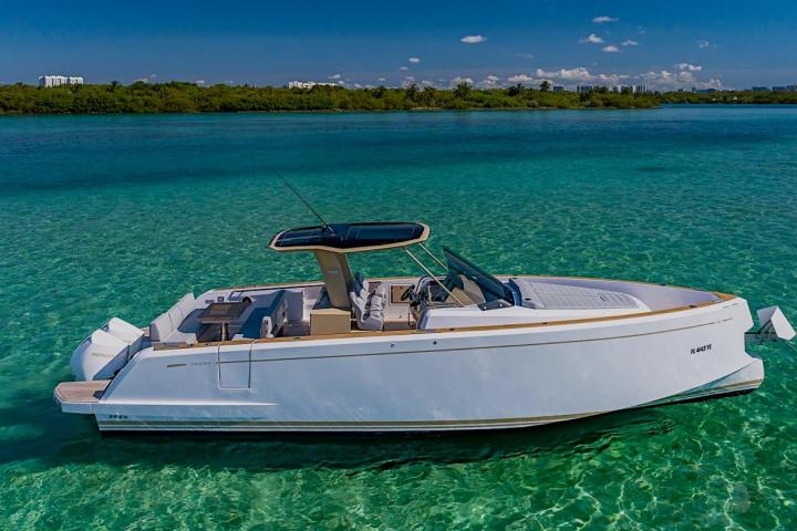 38' Pardo - Boat Rental in Miami Beach, Florida