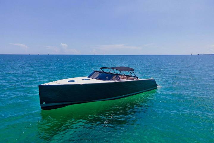 40' VanDutch - Boat rental in Miami Beach, Florida