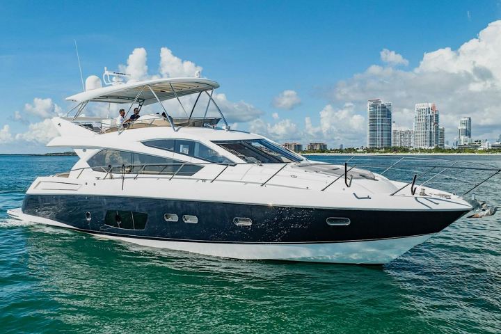 70' SunSeeker - Yacht Rental in Miami Beach, Florida
