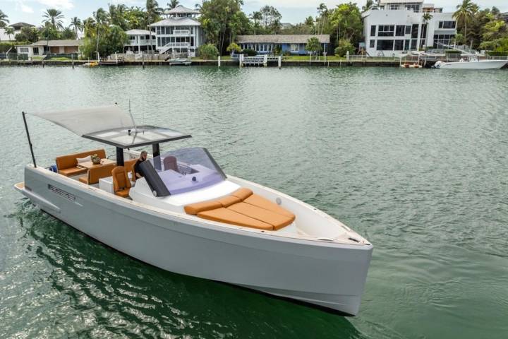40' Fjord - Boat Rental in Miami Beach, Florida