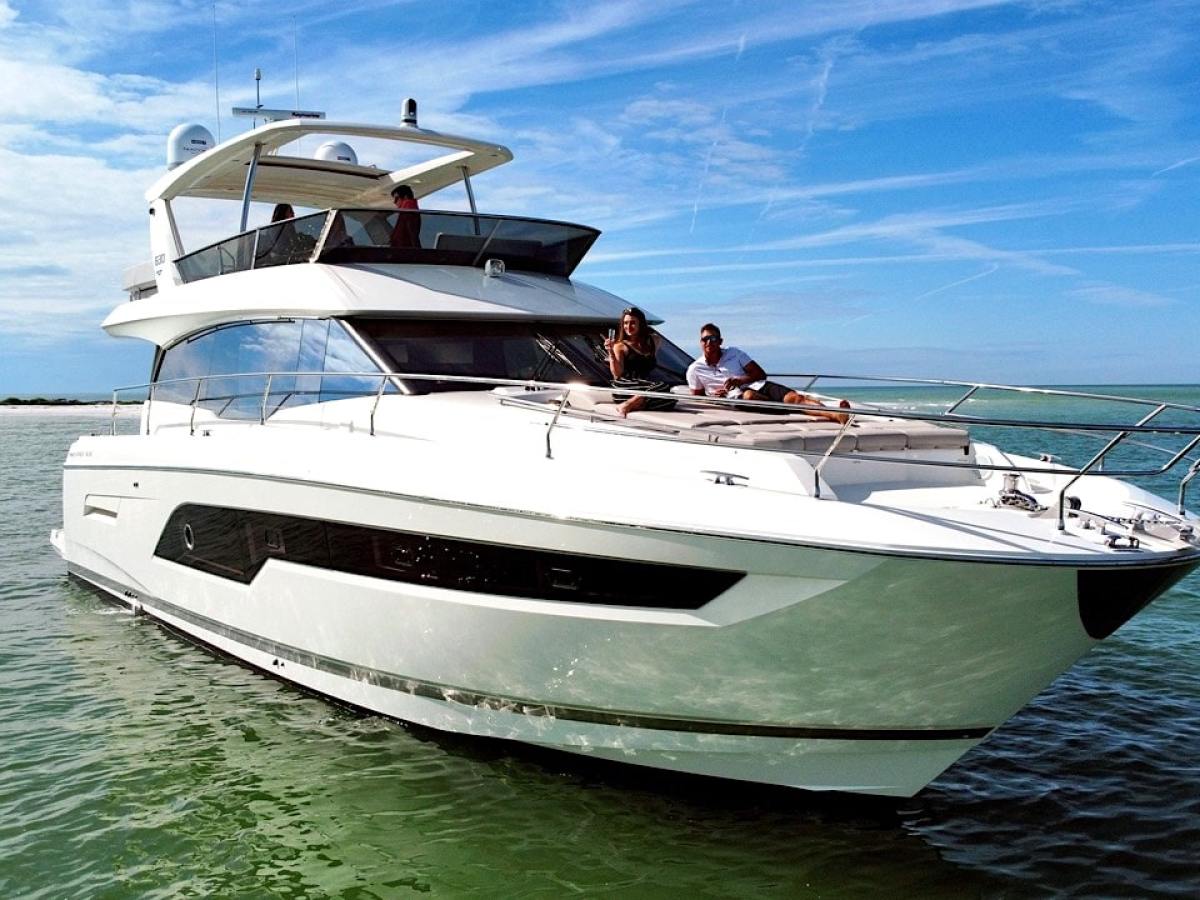 63' Prestige - Yacht Rental in Anna Maria, Florida