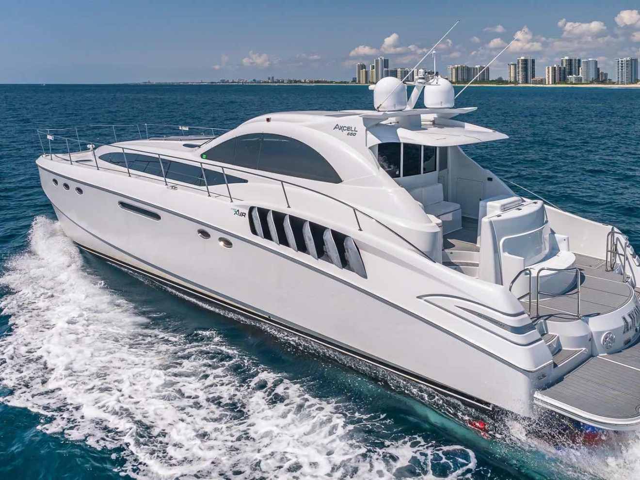 65' Axcell - Yacht Rental in Palm Beach Gardens, Florida