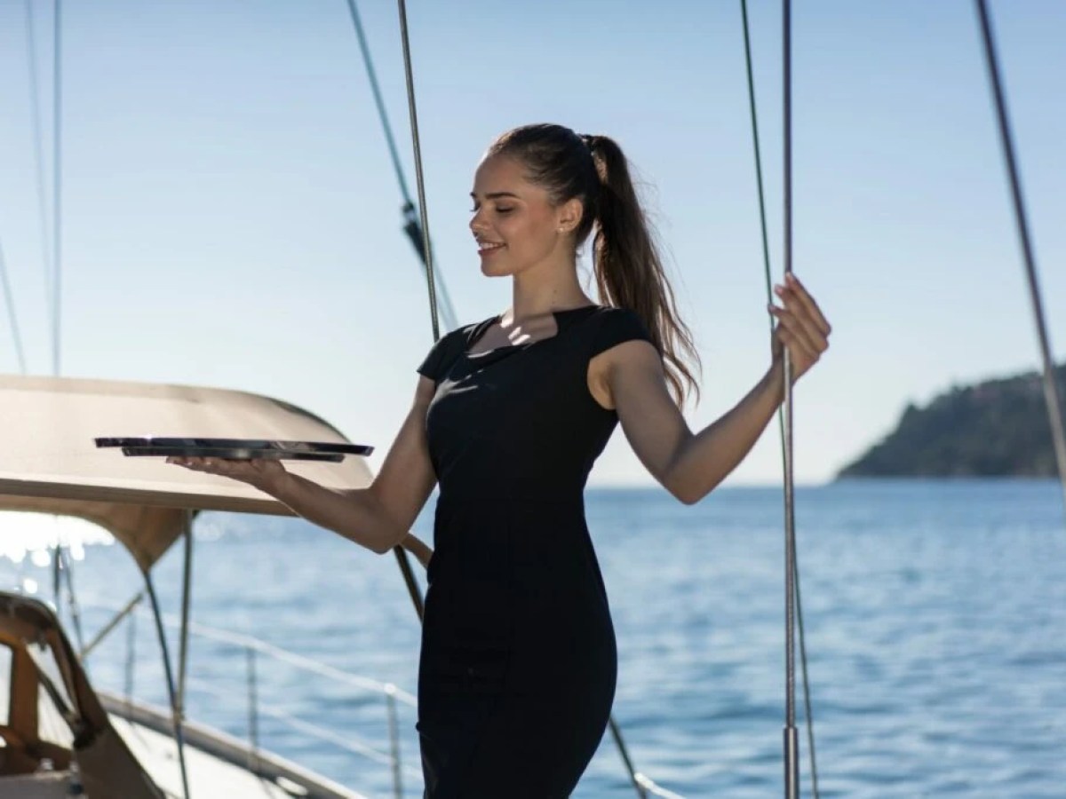 Stewardesses for Hire in Florida & The Bahamas